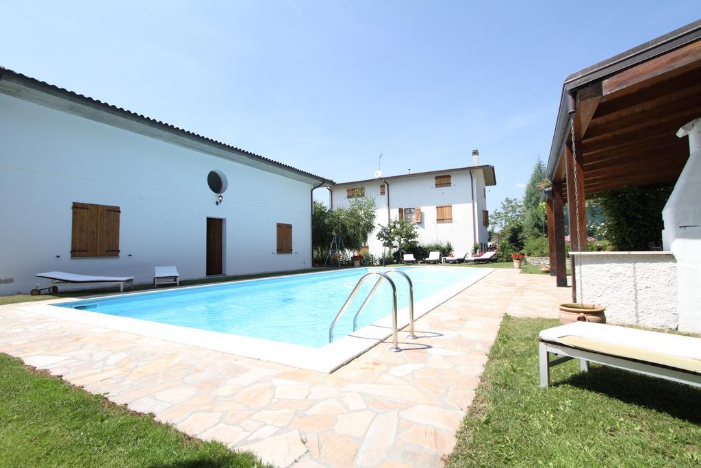 B&B Margherita Le Fiabe SantʼAgata Feltria Exteriör bild